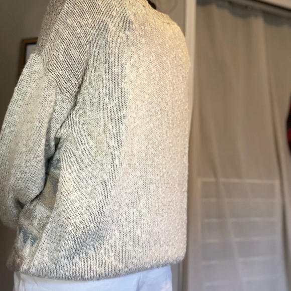 Y2K Cozy Beige and Blue Patterned Sweater - Picture 2 of 8